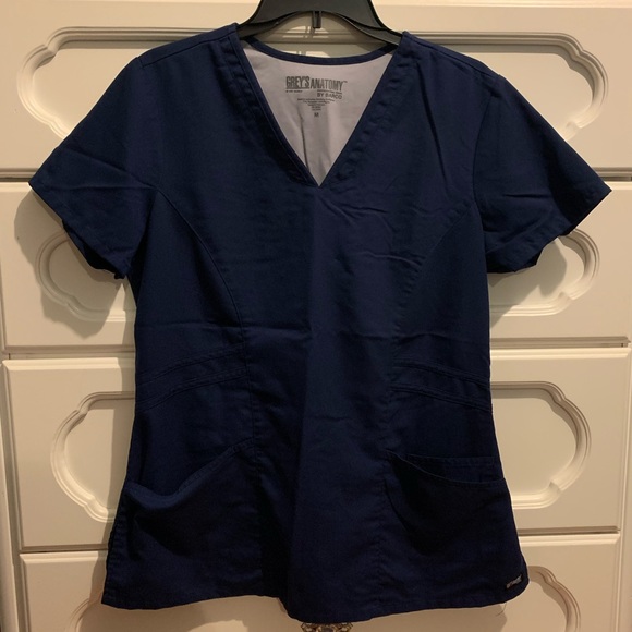 2 Greys Anatomy Scrub Tops - Picture 1 of 5